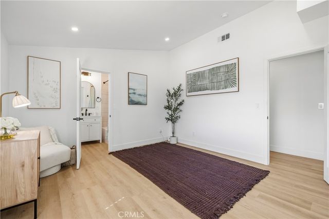 9355 Ruffner, North Hills, CA 91343