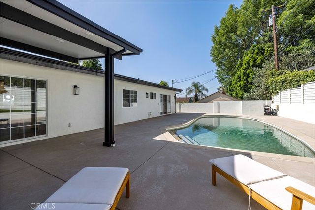 9355 Ruffner, North Hills, CA 91343