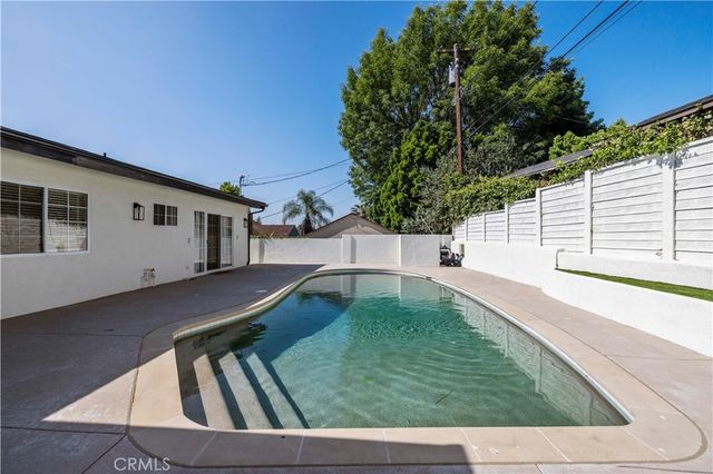 9355 Ruffner, North Hills, CA 91343