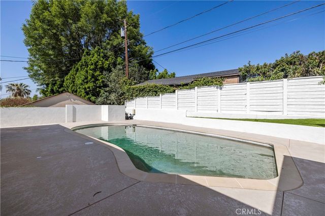 9355 Ruffner, North Hills, CA 91343
