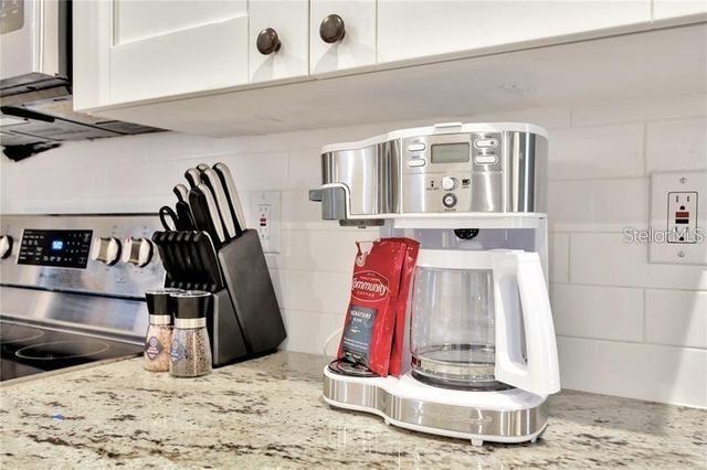 705 E PLYMOUTH STREET, Tampa, FL 33603