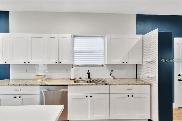 705 E PLYMOUTH STREET, Tampa, FL 33603