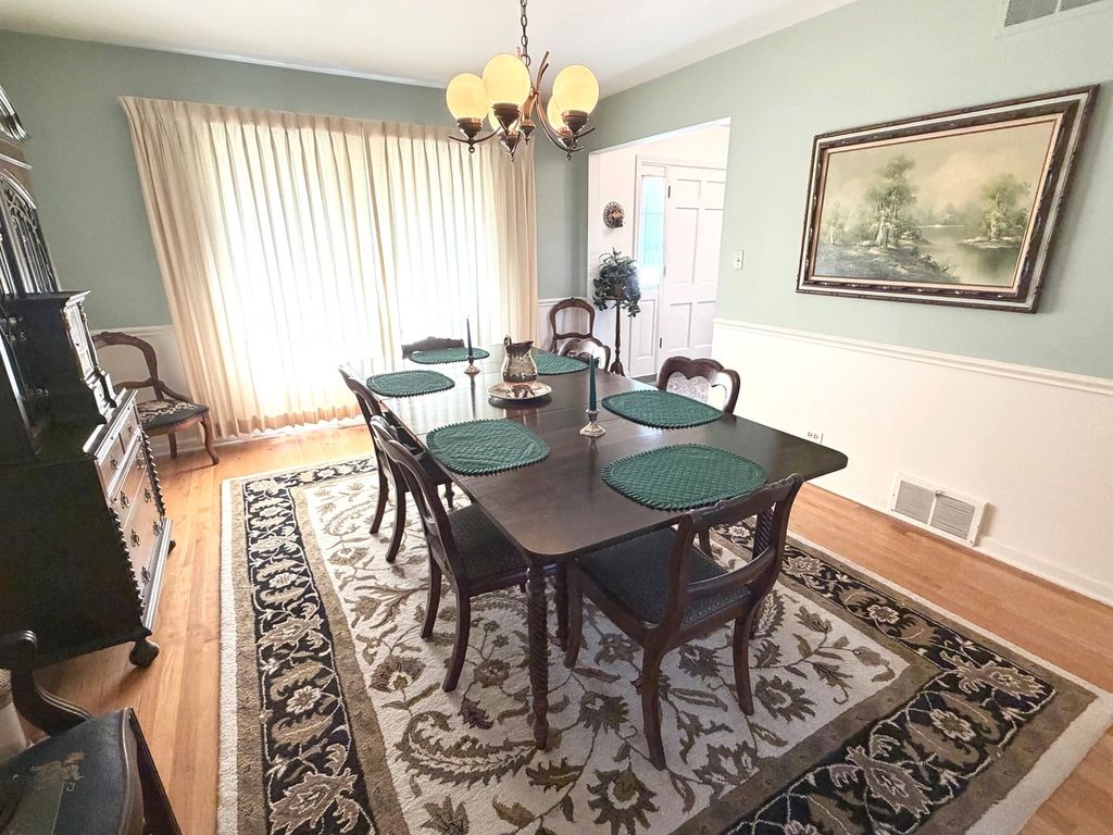 1021 Anne Road, Naperville, IL 60540 — photo 5