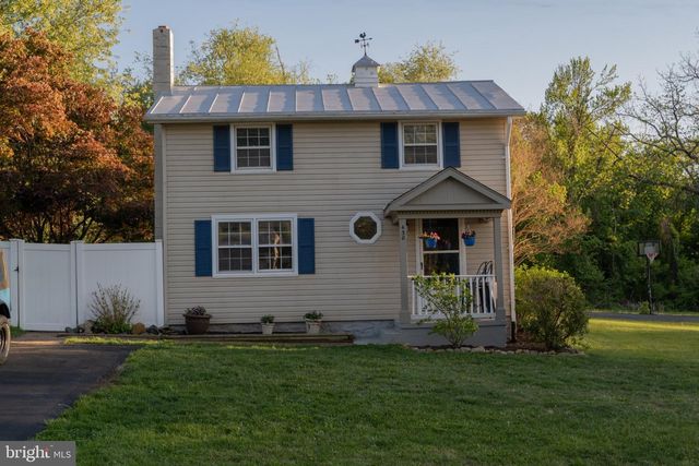 430 PINE GROVE RD, Bluemont, VA 20135