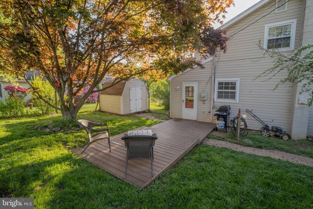430 PINE GROVE RD, Bluemont, VA 20135