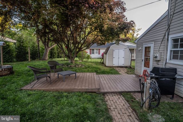 430 PINE GROVE RD, Bluemont, VA 20135