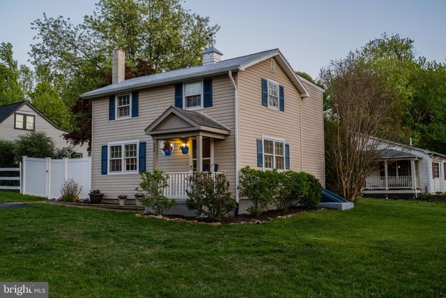 430 PINE GROVE RD, Bluemont, VA 20135