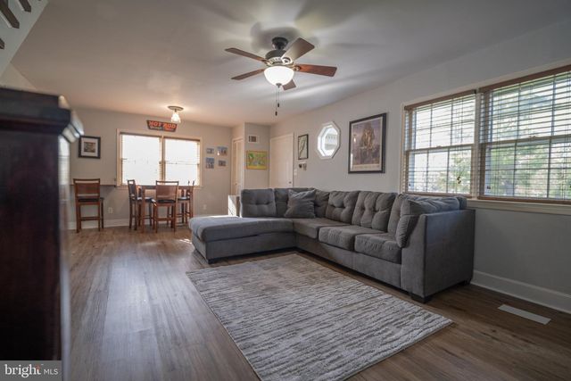 430 PINE GROVE RD, Bluemont, VA 20135