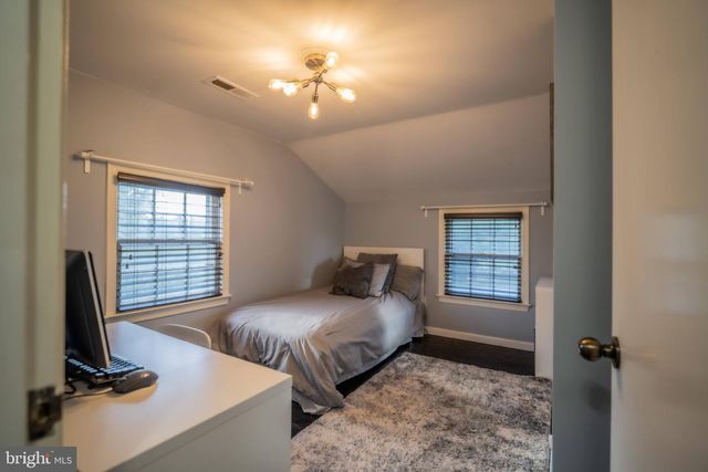 430 PINE GROVE RD, Bluemont, VA 20135