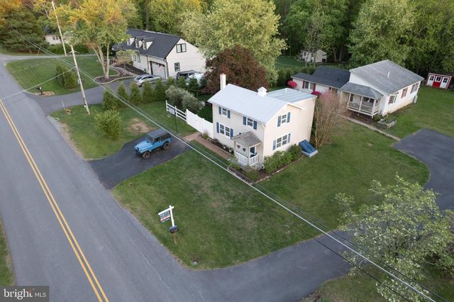 430 PINE GROVE RD, Bluemont, VA 20135