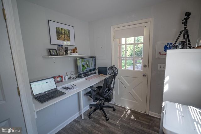 430 PINE GROVE RD, Bluemont, VA 20135