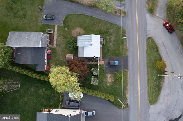 430 PINE GROVE RD, Bluemont, VA 20135