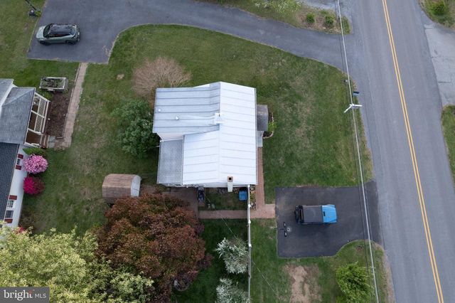 430 PINE GROVE RD, Bluemont, VA 20135