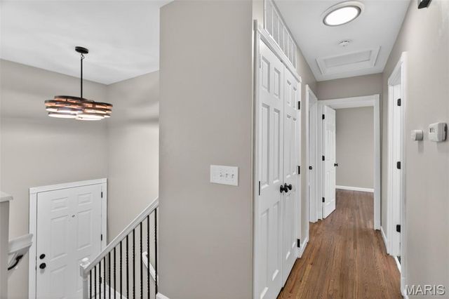 5439 Ville Rosa Lane, Hazelwood, MO 63042