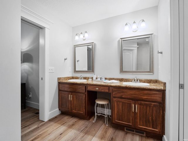 7036 Tullamore Court, Fort Wayne, IN 46835