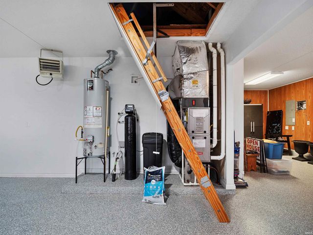 7036 Tullamore Court, Fort Wayne, IN 46835