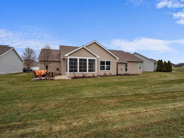 7036 Tullamore Court, Fort Wayne, IN 46835