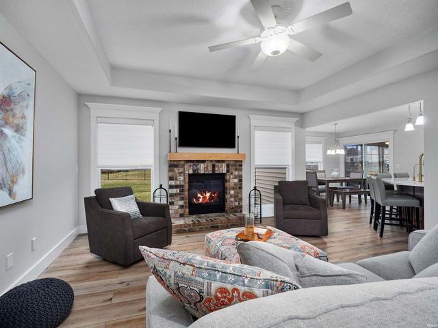 7036 Tullamore Court, Fort Wayne, IN 46835