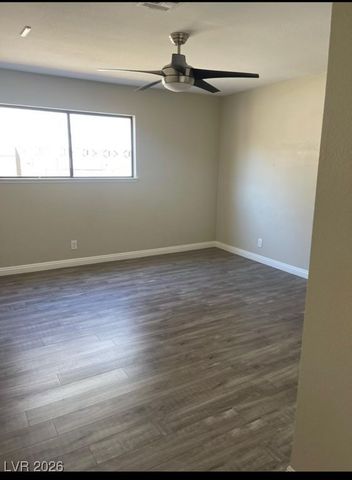 3135 East Rochelle Avenue, Las Vegas, NV 89121