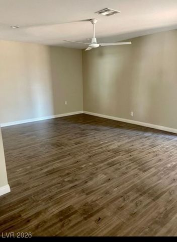 3135 East Rochelle Avenue, Las Vegas, NV 89121