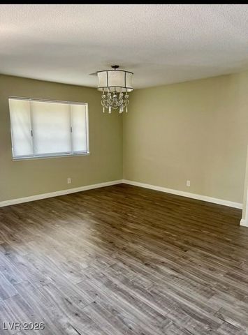 3135 East Rochelle Avenue, Las Vegas, NV 89121