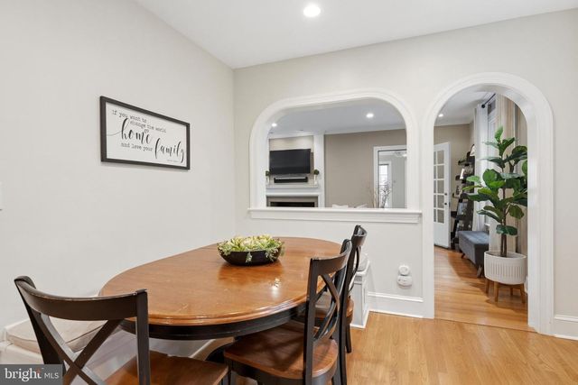 8378 GLEN RD, Elkins Park, PA 19027
