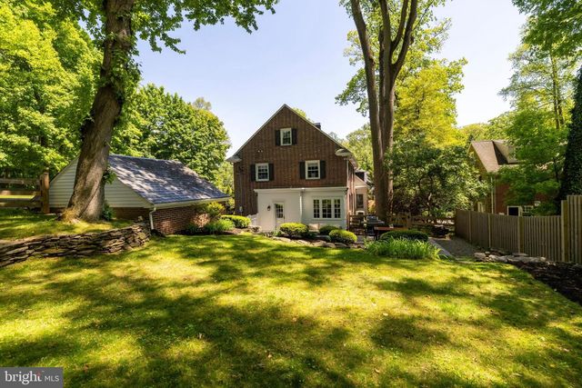 8378 GLEN RD, Elkins Park, PA 19027