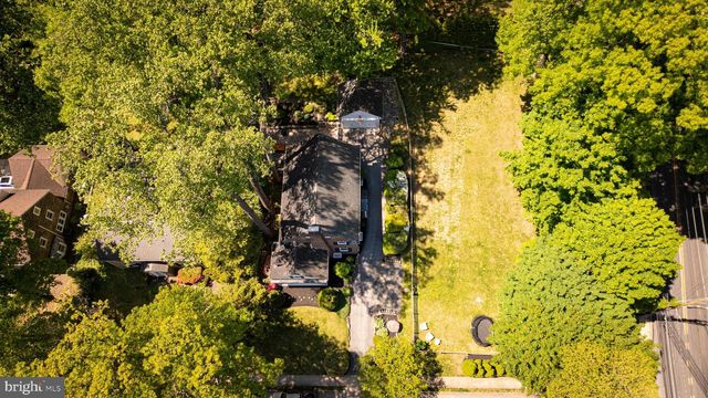 8378 GLEN RD, Elkins Park, PA 19027