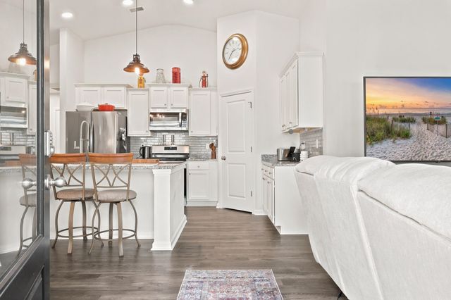 323 Logan St., Little River, SC 29566