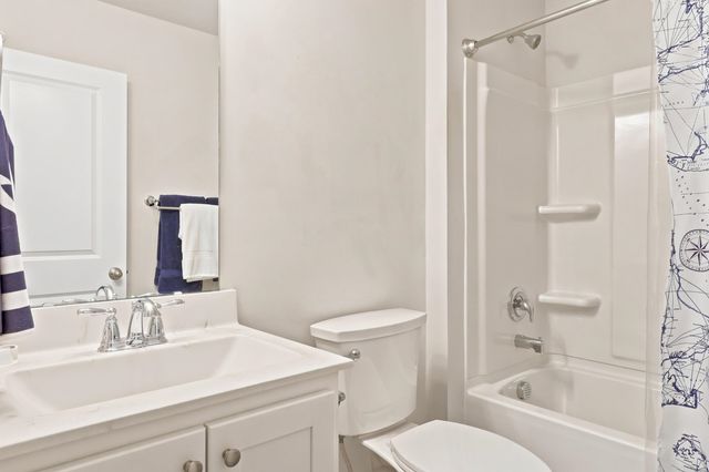 323 Logan St., Little River, SC 29566