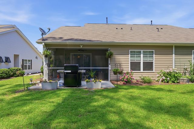 323 Logan St., Little River, SC 29566