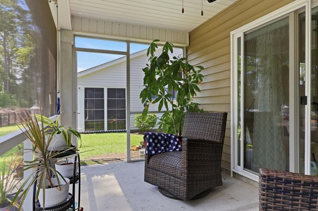 323 Logan St., Little River, SC 29566