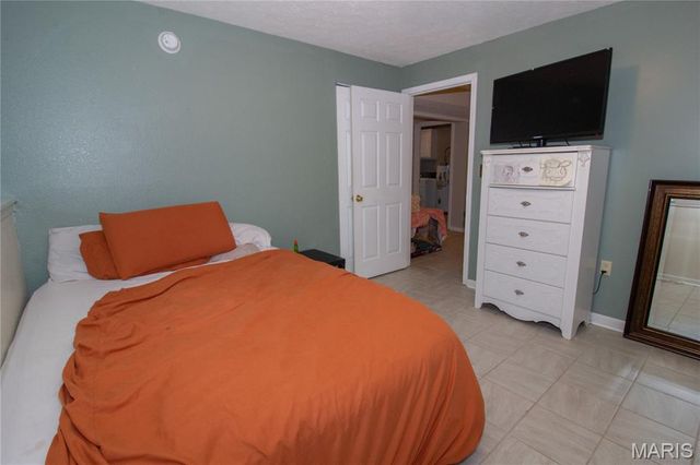 22130 Rhyme Lane, Waynesville, MO 65583