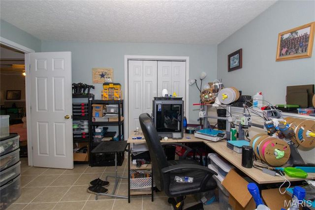 22130 Rhyme Lane, Waynesville, MO 65583