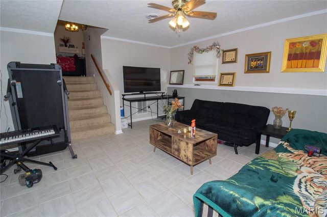 22130 Rhyme Lane, Waynesville, MO 65583