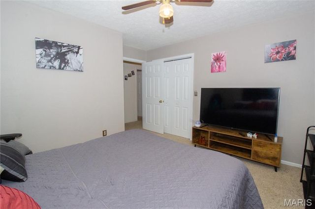 22130 Rhyme Lane, Waynesville, MO 65583