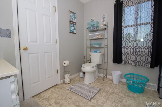 22130 Rhyme Lane, Waynesville, MO 65583