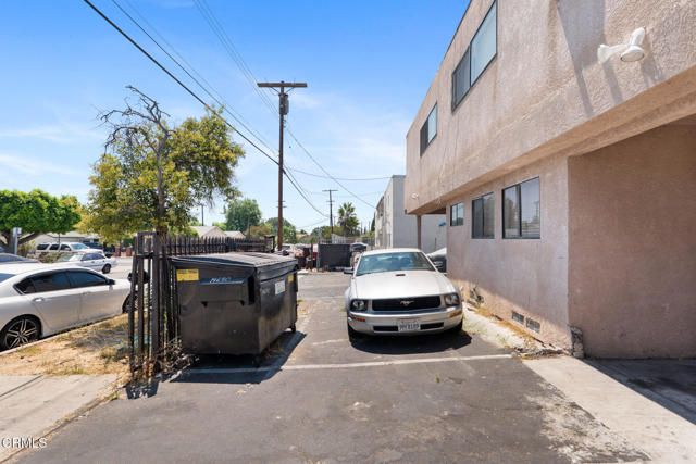 14690 Hubbard Street, Sylmar (los Angeles), CA 91342