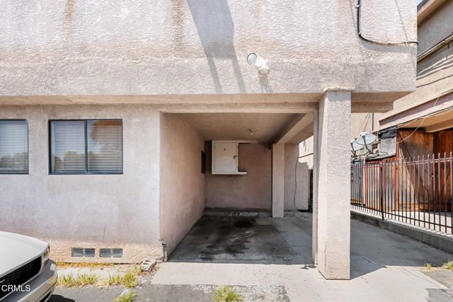 14690 Hubbard Street, Sylmar (los Angeles), CA 91342