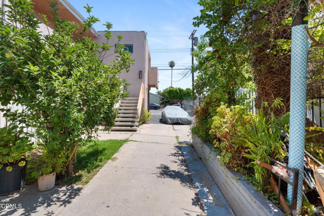 14690 Hubbard Street, Sylmar (los Angeles), CA 91342