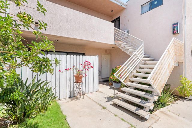 14690 Hubbard Street, Sylmar (los Angeles), CA 91342