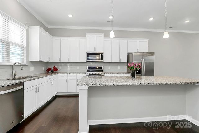 9604 Ainslie Downs Street, Charlotte, NC 28273