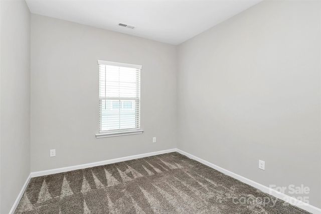 9604 Ainslie Downs Street, Charlotte, NC 28273