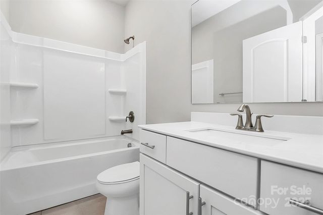 9604 Ainslie Downs Street, Charlotte, NC 28273