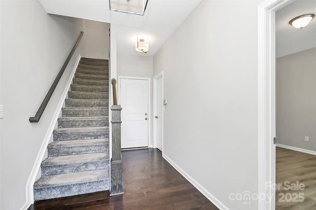 9604 Ainslie Downs Street, Charlotte, NC 28273