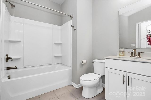 9604 Ainslie Downs Street, Charlotte, NC 28273