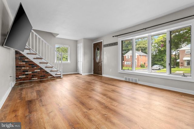 414 DALMAS AVE, Glenolden, PA 19036