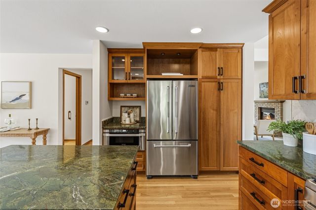 2012 NE Amhurst Court, Poulsbo, WA 98370