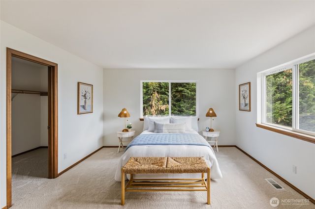 2012 NE Amhurst Court, Poulsbo, WA 98370