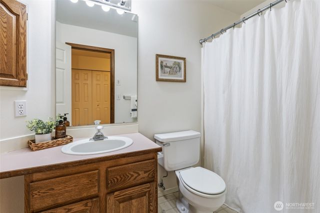 2012 NE Amhurst Court, Poulsbo, WA 98370